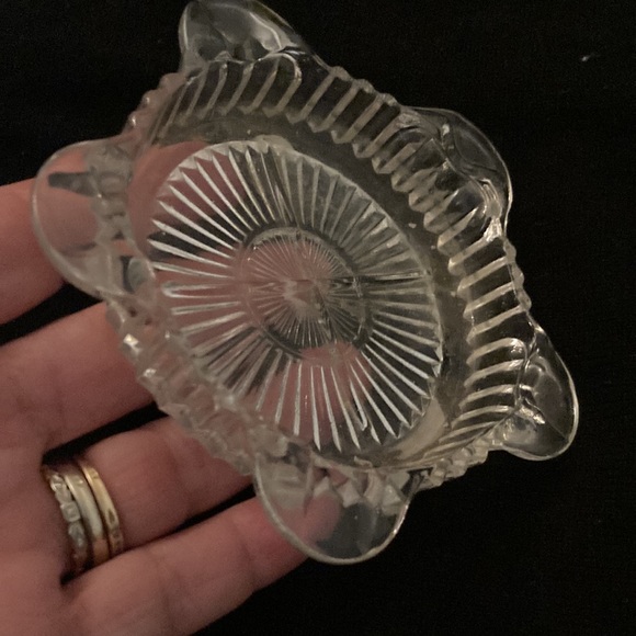 Small vintage salt dish. Perfect. - Picture 2 of 3
